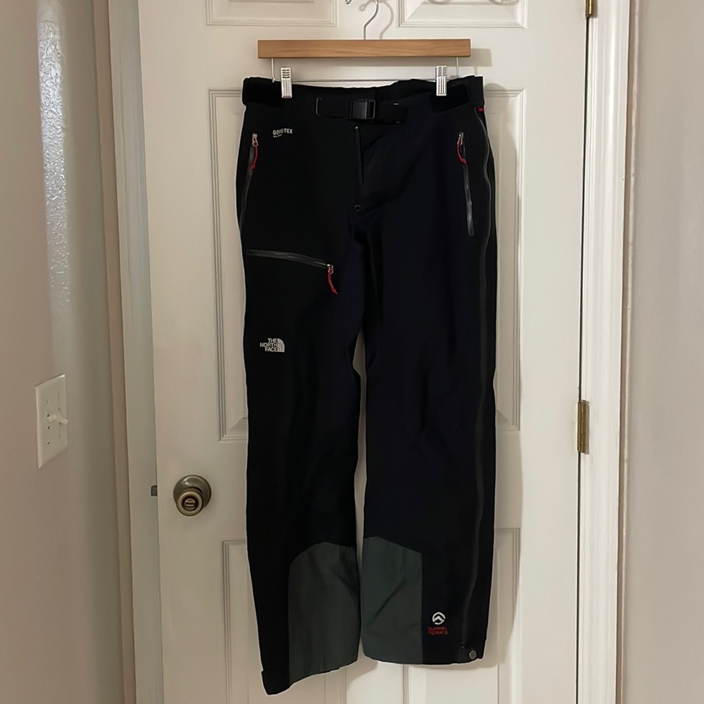 North Face Womens Summit Series GoreTex ProShell pants-Medium